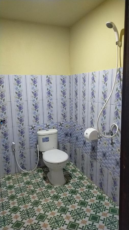 Andira Homestay Labuan Bajo Extérieur photo